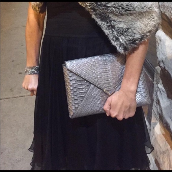 Stella & Dot Handbags - Stella & Dot City Slim Pewter Vegan Leather Clutch, EUC, MSRP $79